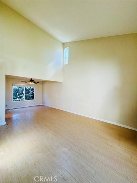 Foto del edificio - 10 Coldbrook