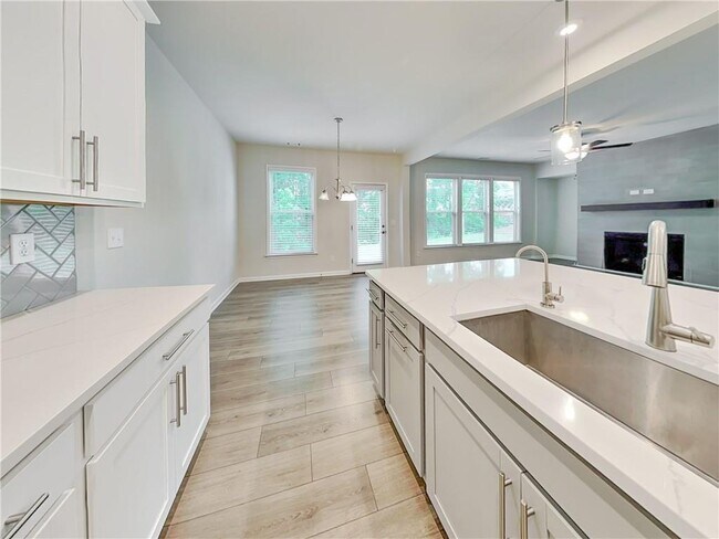 Foto del edificio - 5940 Stargazer Way