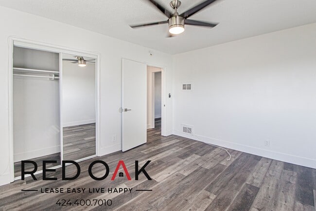 Building Photo - 901 Centinela Ave