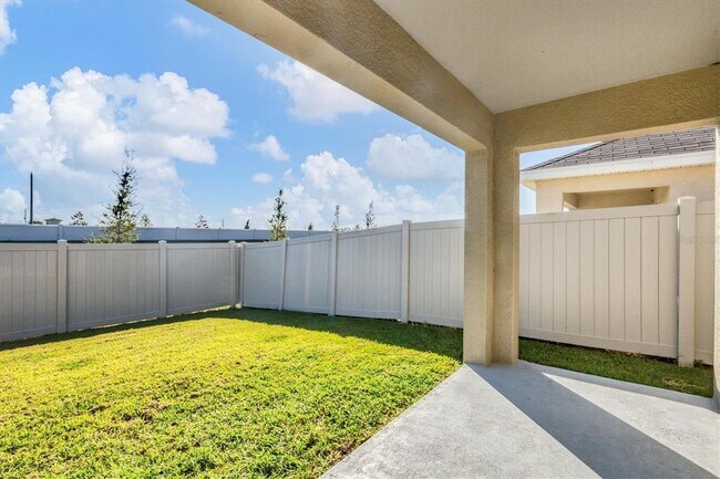 Foto del edificio - 6220 Distant Haze Pl