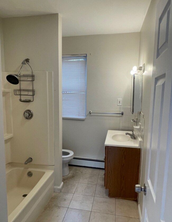 Foto del edificio - 75 Putnam St