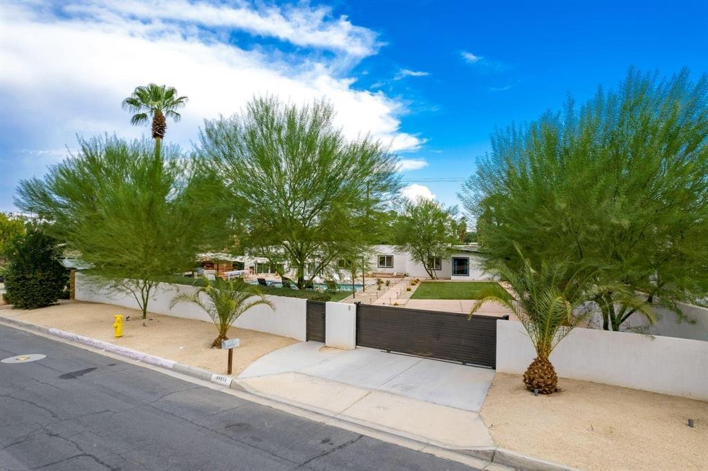 Primary Photo - 44556 San Pascual Avenue, Palm Desert, CA ...