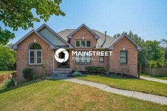 Building Photo - 5416 Roxborough Point