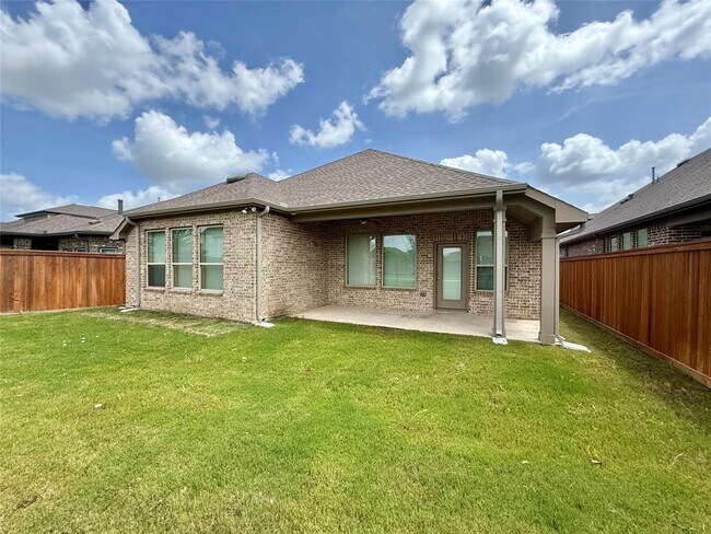 Foto del edificio - 18211 County Shores Ln