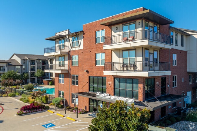 Entrance - Churchill at Champions Circle