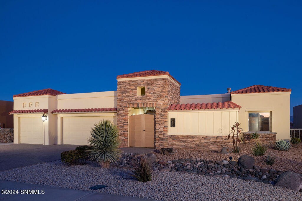 Foto principal - 1882 Lone Tree Ln