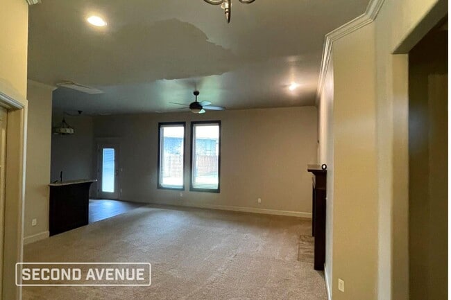 Building Photo - 1509 Kingsridge Dr