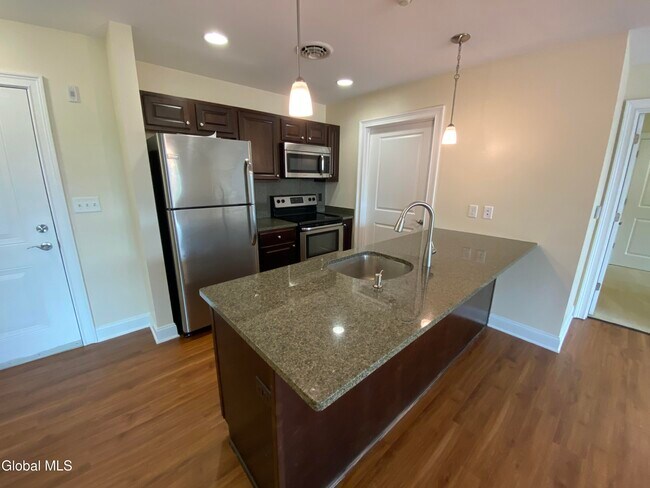 Building Photo - 74 Weibel Ave