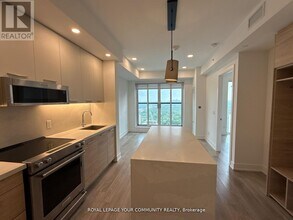 Building Photo - 200 Redpath Ave