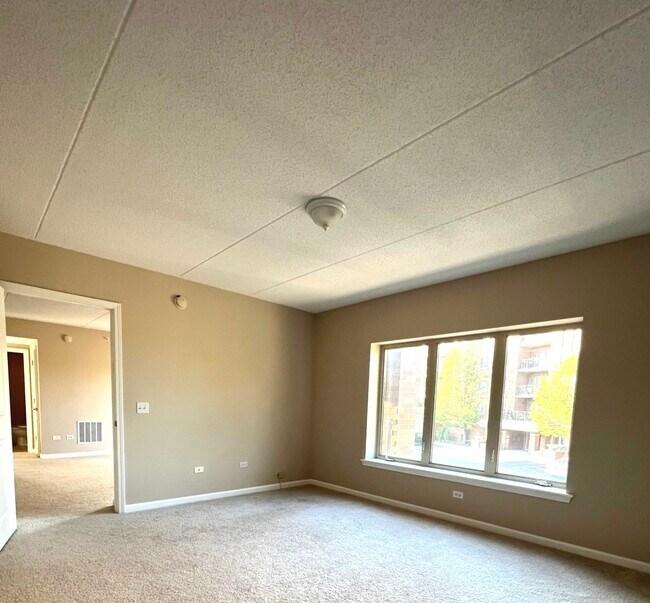 Building Photo - 655 Perrie Dr