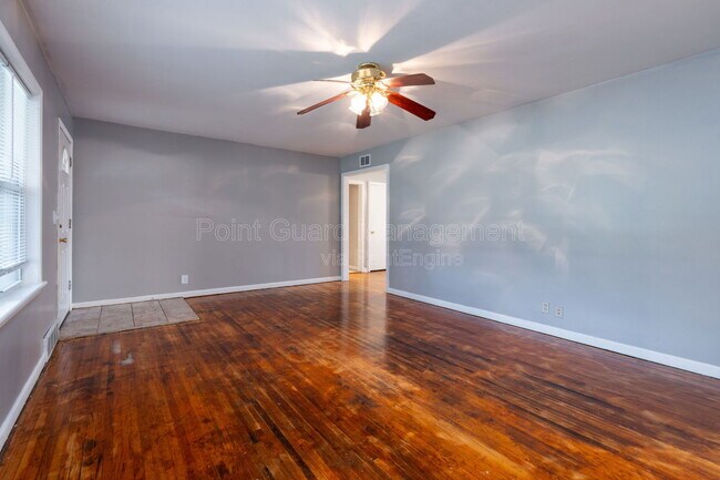 Foto del edificio - 3810 E 16th St N
