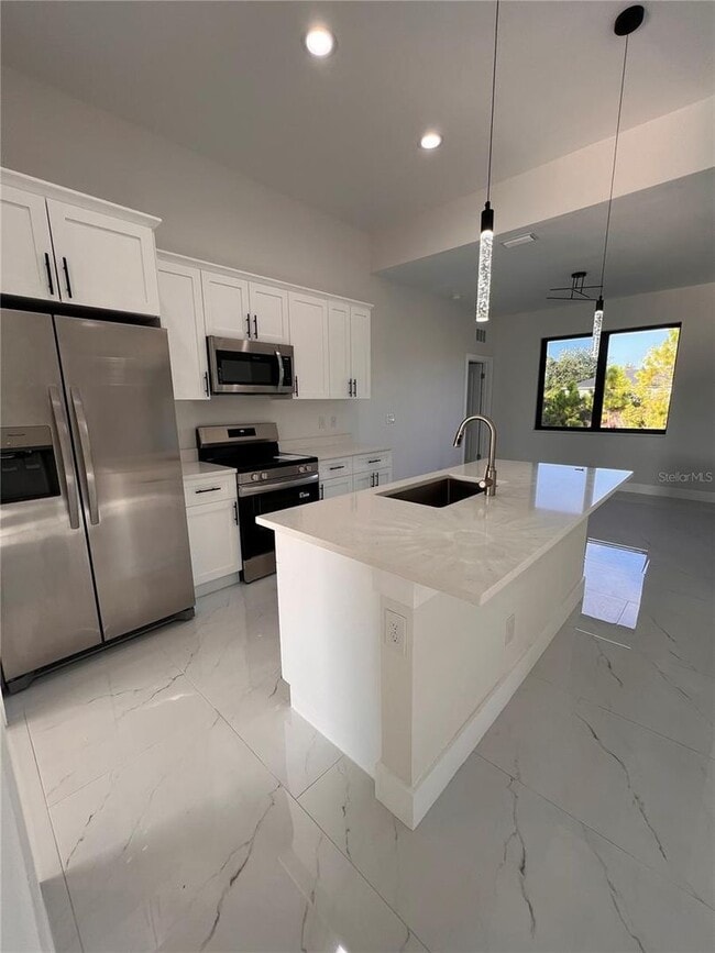 Foto del edificio - Be the first in occupy this 2025 constructed home in the vibrant city of Port Charlotte, FL! Qual...