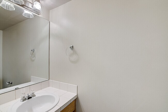 Foto del edificio - 4309 8th Ave NE