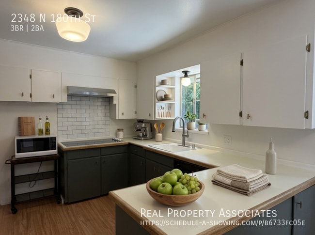 Building Photo - 2348 N 180th St