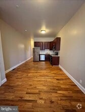 Building Photo - 605 N 34th St