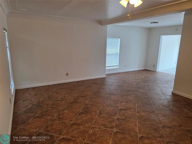 Foto del edificio - 7816 NW 70th Terrace