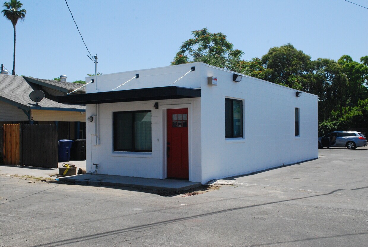 Front of Unit - 114 Baker Way