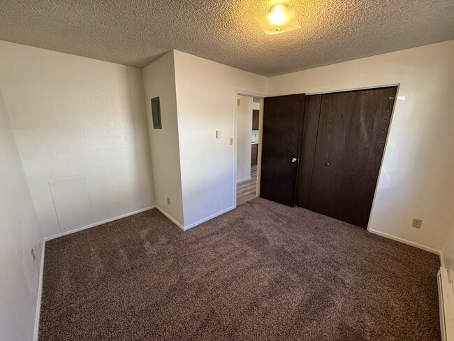 Building Photo - 5001 Point Bluff