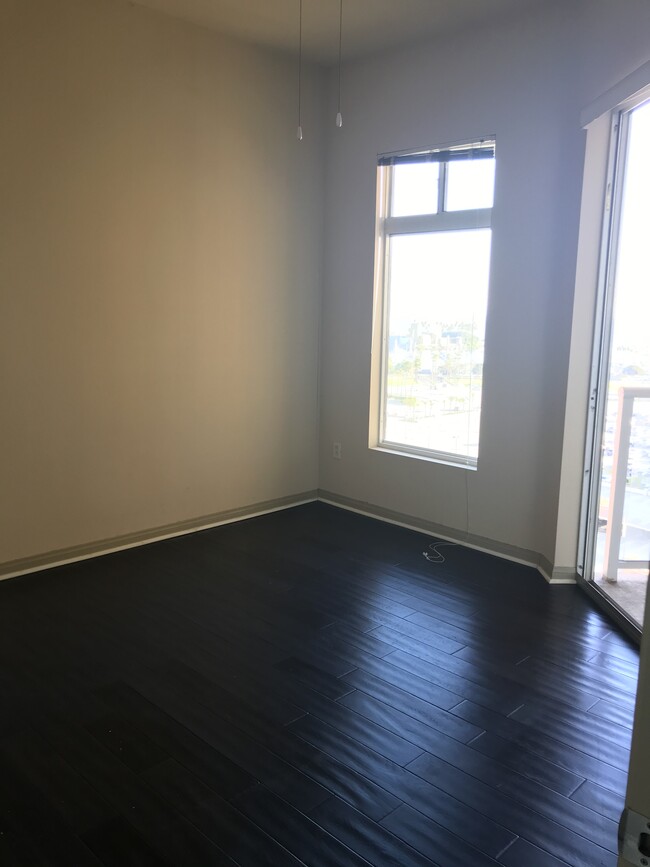 Real Hardwood flooring - 488 E Ocean Blvd