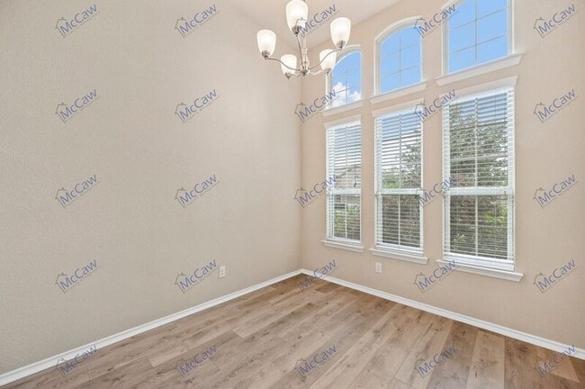 Building Photo - 2833 Saddle Creek Dr
