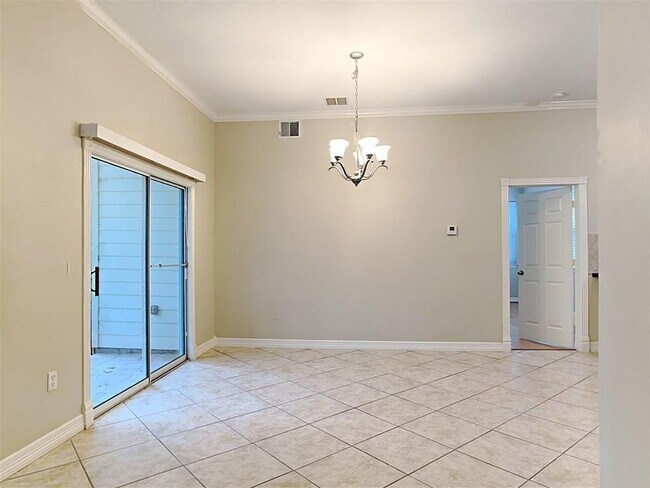 Building Photo - 11207 Country Squire Ln