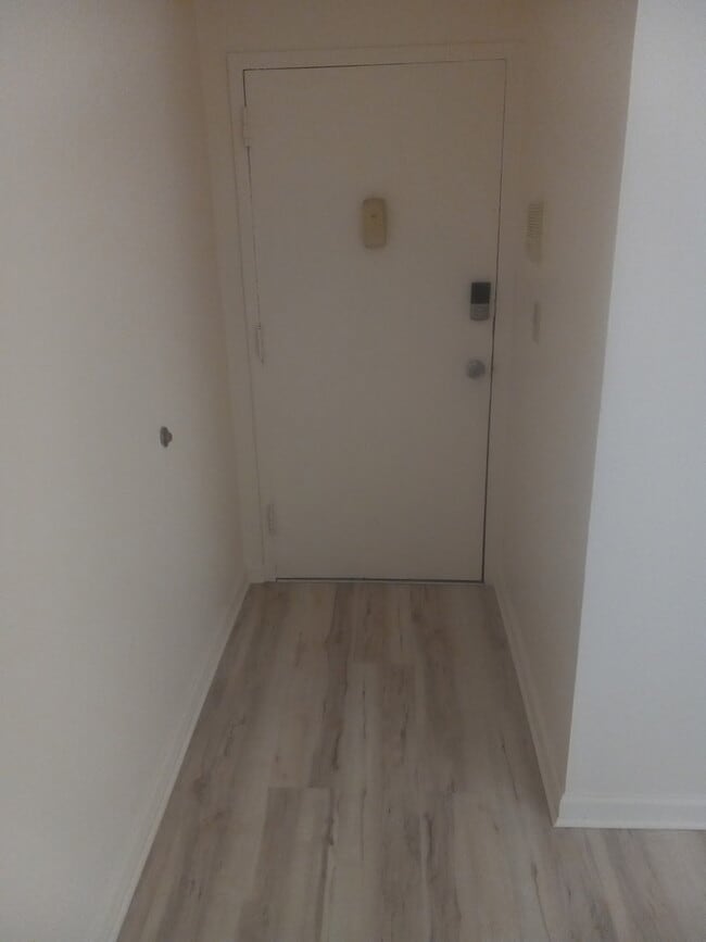 Building Photo - 799 Sergeant Palmateer Way