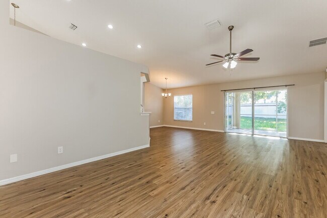 Building Photo - 10608 Walker Vista Dr