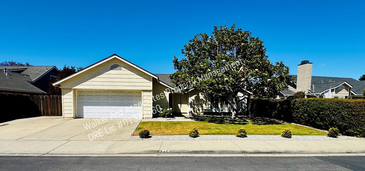 Foto principal - 445 Hartnell Rd