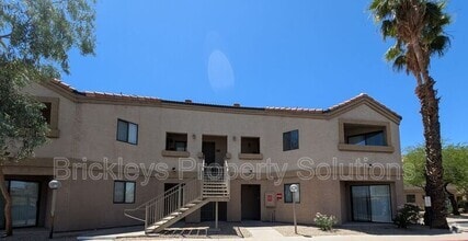Building Photo - 1287 N Alma School Rd
