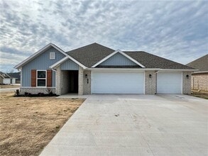 Building Photo - 682 Kayla Maria St