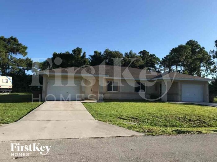 Foto principal - 4722 13th St SW
