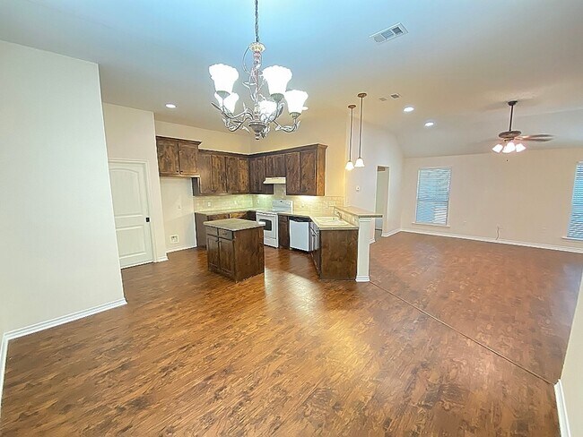 Foto del edificio - Beautiful 3/2/2 in Lewisville For Rent!