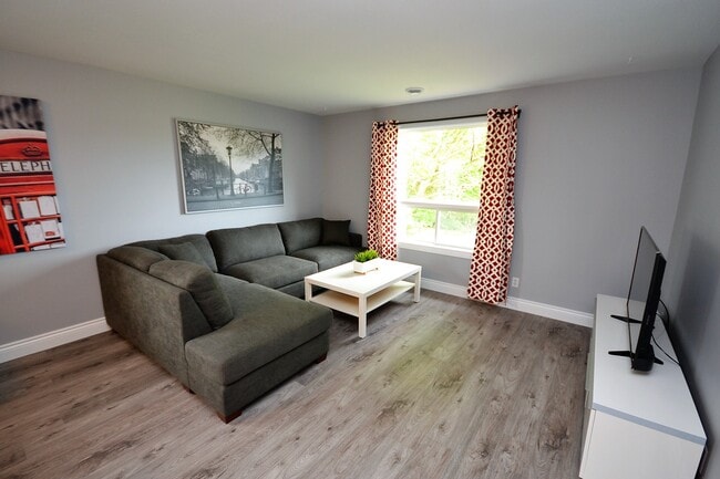 Photo du bâtiment - 642 Southdale Rd E
