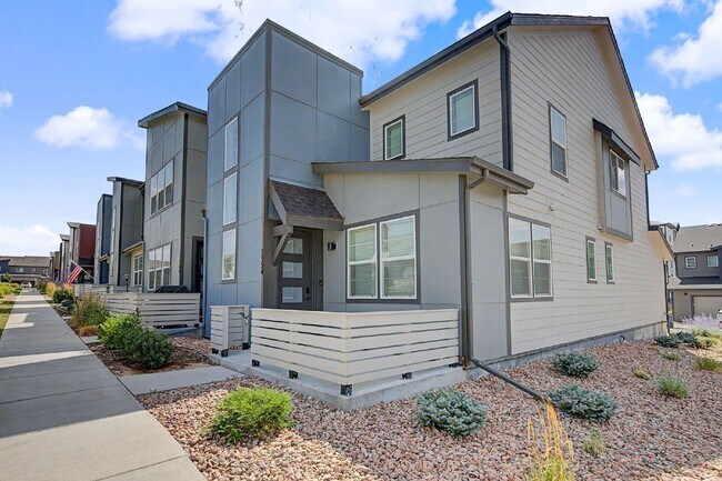 Foto del edificio - 1554 Rose Quartz Heights