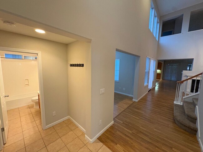 Foto del edificio - Gorgeous 5 Bedroom, 3.5 Bath Mountain House Home
