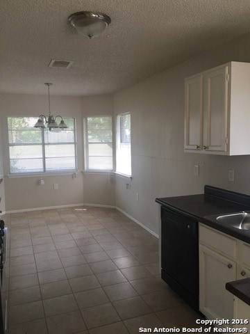 Foto del edificio - 9707 Covered Wagon