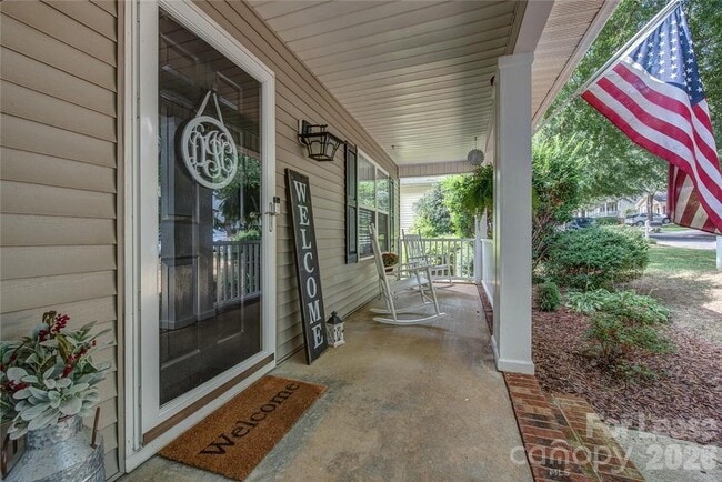 Building Photo - 121 Pratt St