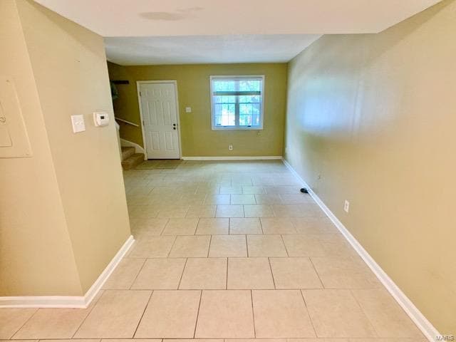 Building Photo - 9032 W Swan Cir