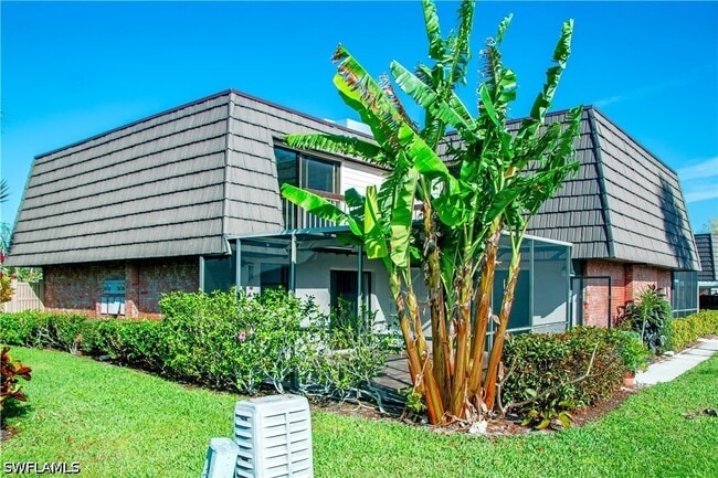 Building Photo - 148 Lake Point Ln