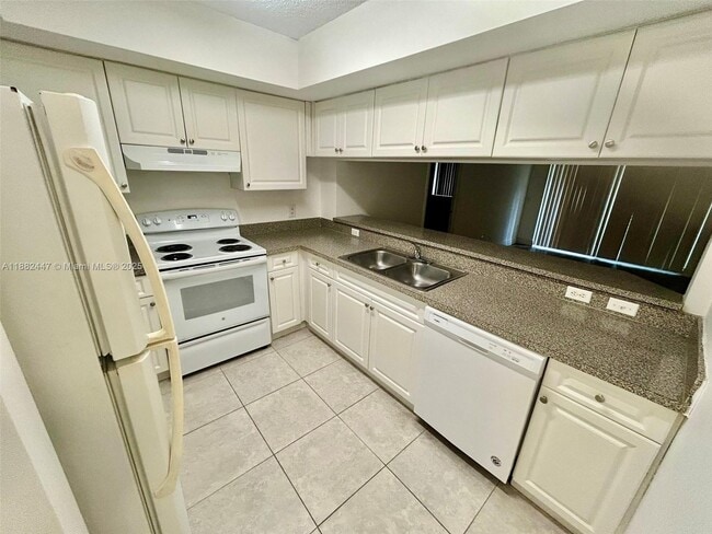 Foto del edificio - 410 S Park Rd