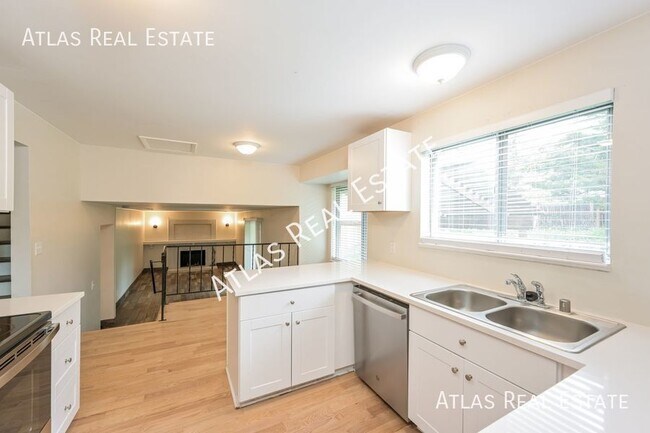 Foto del edificio - 8239 Quay Drive