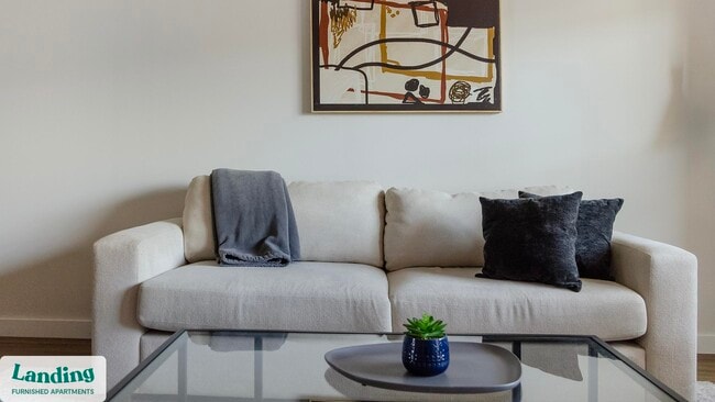 Building Photo - 9906 Runway Dr