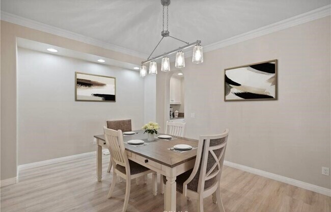 Foto del edificio - 29851 Fox Creek Dr