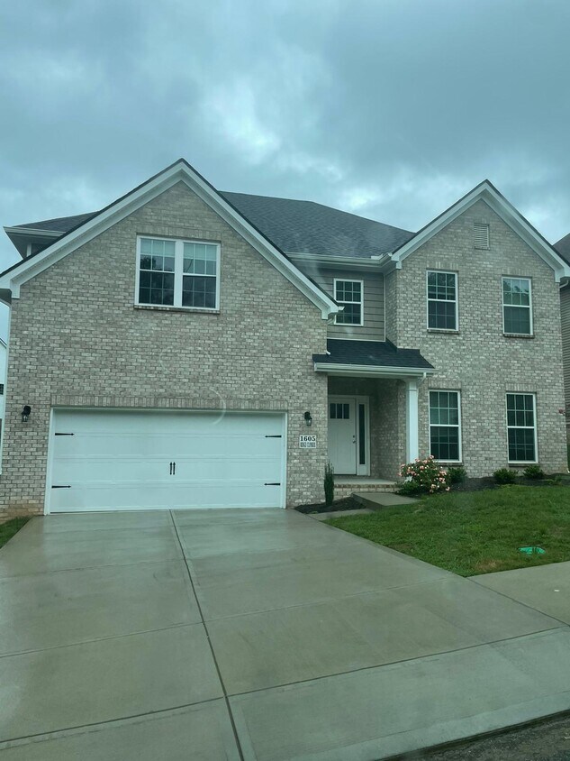 1605 Ridge Climber Rd, Knox County, TN 37922