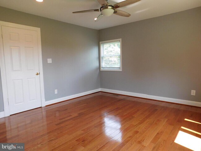 Building Photo - 43160 Evans Pond Rd