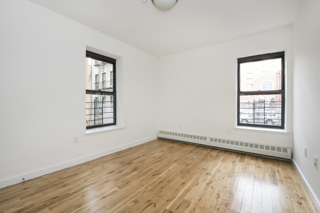 Building Photo - 63 W 137th St