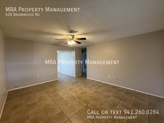 Foto del edificio - 628 Briarwood Rd