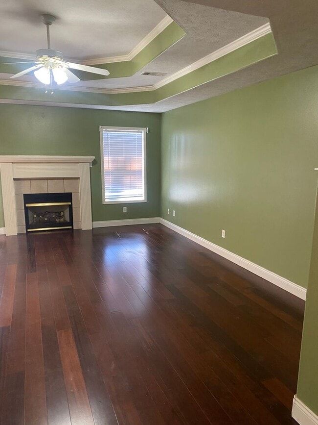 Building Photo - Contact Peggy Goodman 501 676 1758