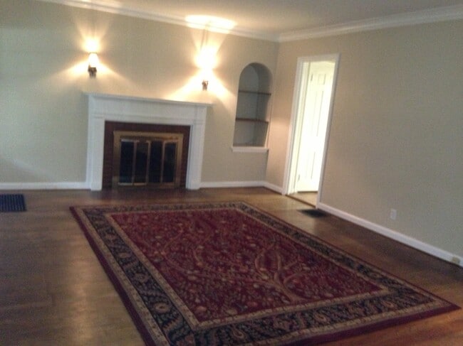 Foto del edificio - 5692 N College Ave