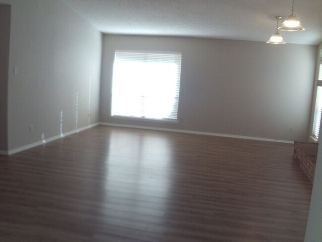 Building Photo - 2315 Garden Park Ct, Arlington, TX  76016